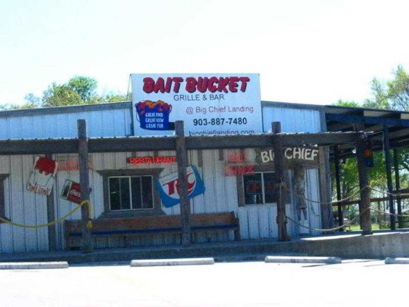 Days Inn Gun Barrel City Εξωτερικό φωτογραφία
