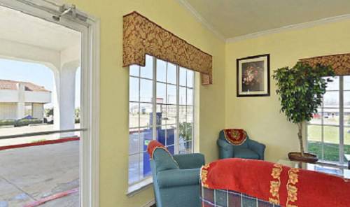Days Inn Gun Barrel City Εξωτερικό φωτογραφία