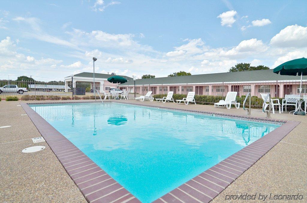 Days Inn Gun Barrel City Ανέσεις φωτογραφία