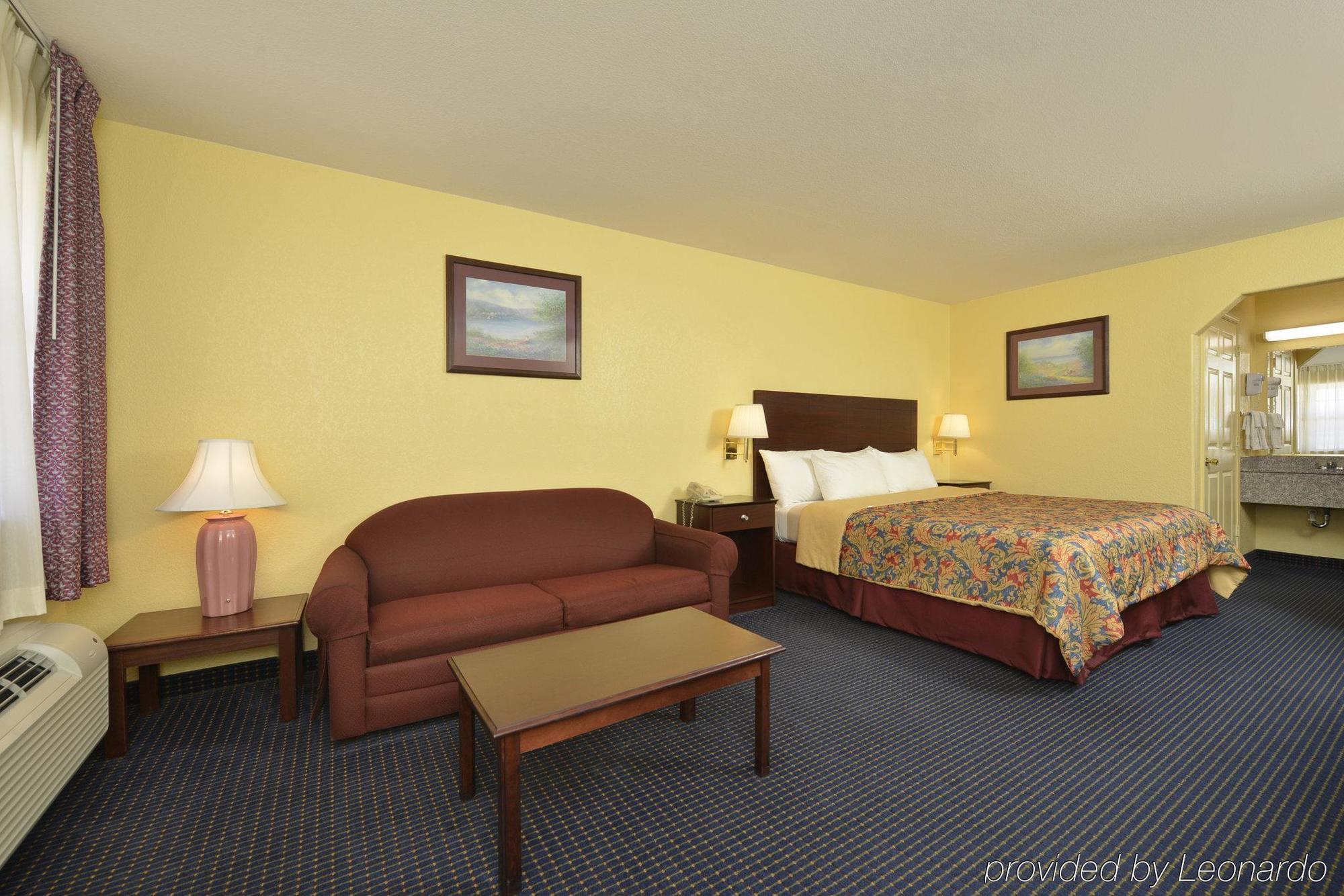 Days Inn Gun Barrel City Δωμάτιο φωτογραφία