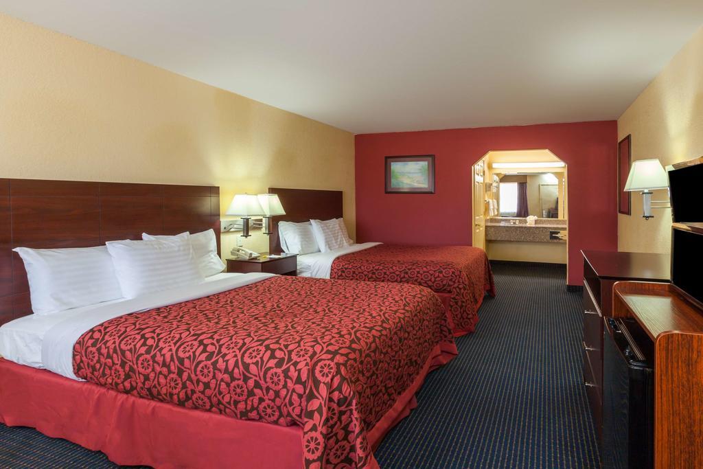 Days Inn Gun Barrel City Εξωτερικό φωτογραφία